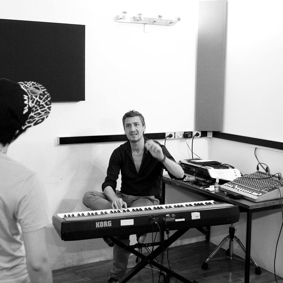 photo moi PIANO